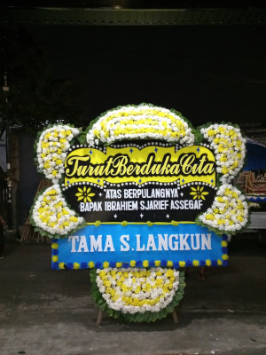 Papan Bunga Duka di Tanimbar Utara